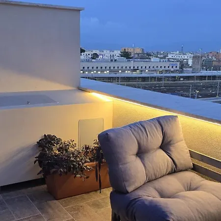 بيت للعطل Train Station روما