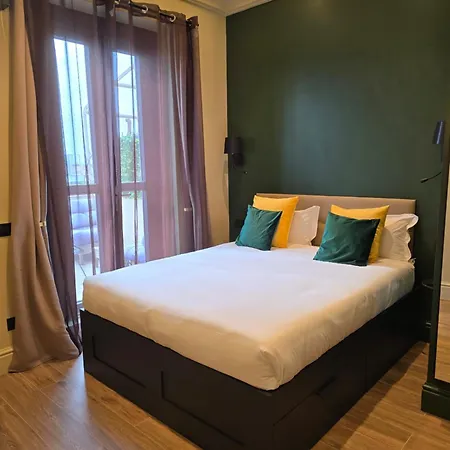 펜션 Train Station *